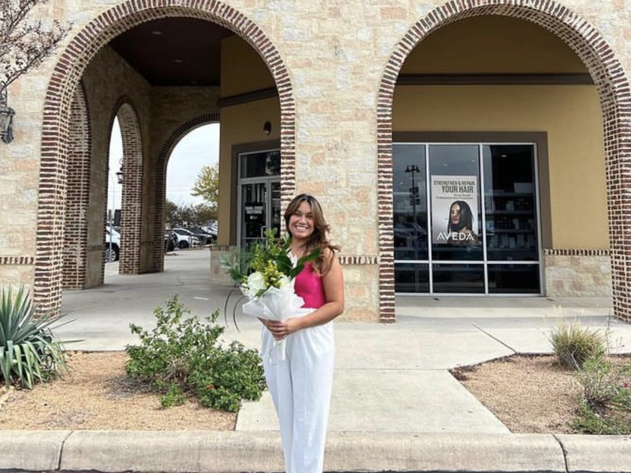 Aveda Arts San Antonio Alumni In Front Of Building