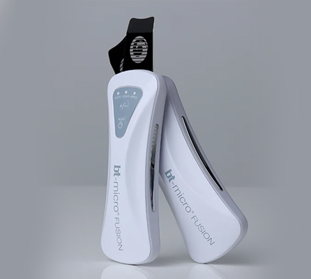 Ultra Sonic Spatula Technology at Aveda Arts Esthetics Program